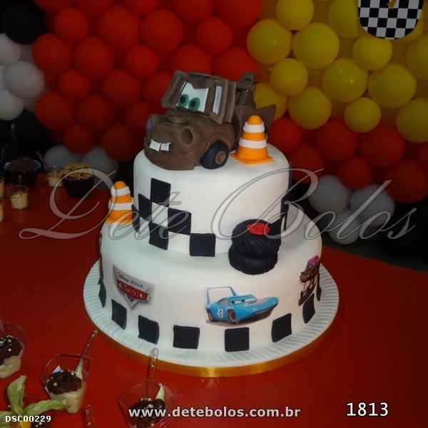Bolo Carros Disney - Cakes Bolos Decorados